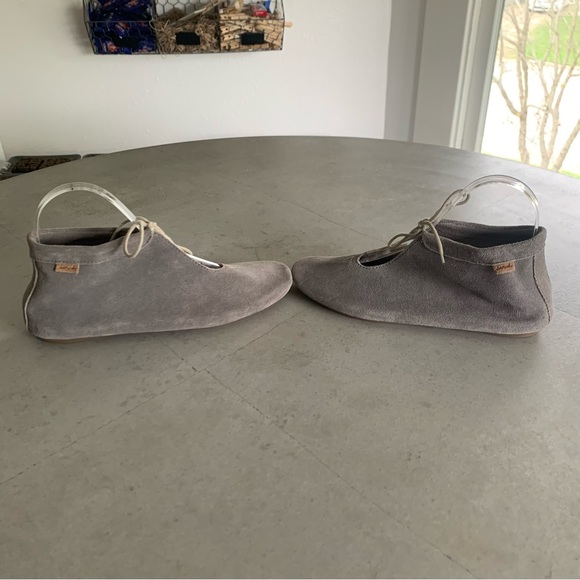 Sanuk Penelope Charcoal Gray Moccasins Minimalist Boho Outdoor Earthy Western - Picture 4 of 9